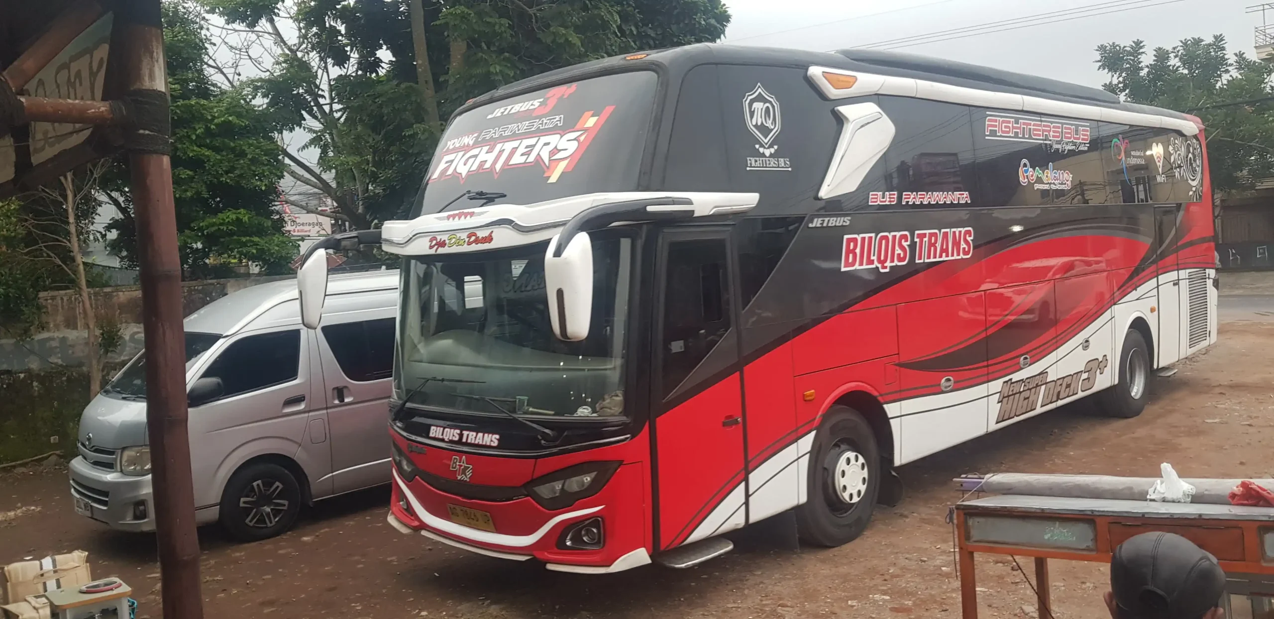 Sewa Bus Surabaya Jogja